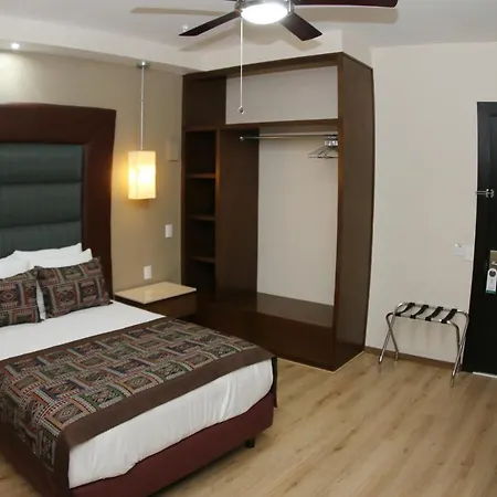 Centriplaza Hotel Suite & Spa-2